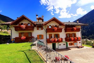 Appartamenti Casabamby Cogolo di Pejo place picture